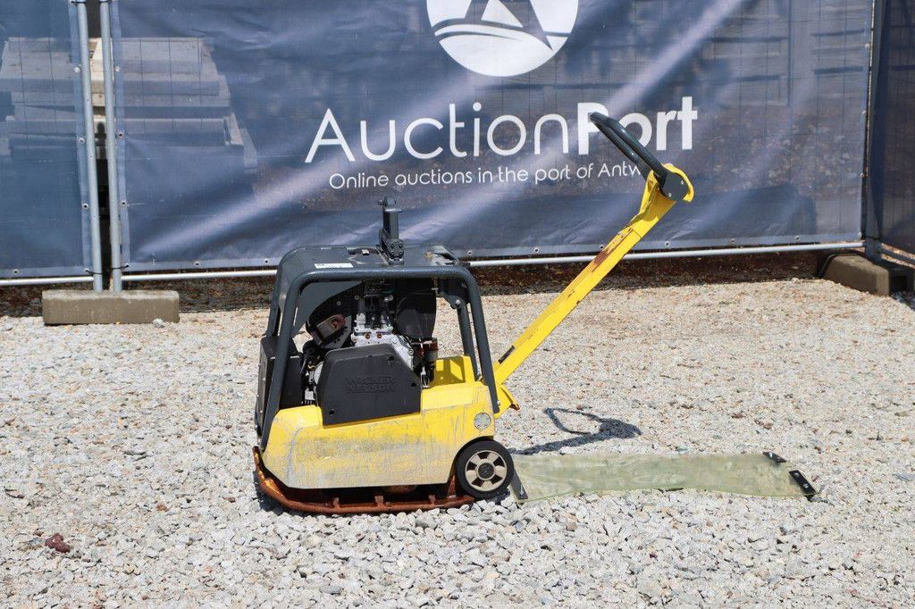 Vibrationsplattenklopfer Neuson DPU3050 Diesel 2015