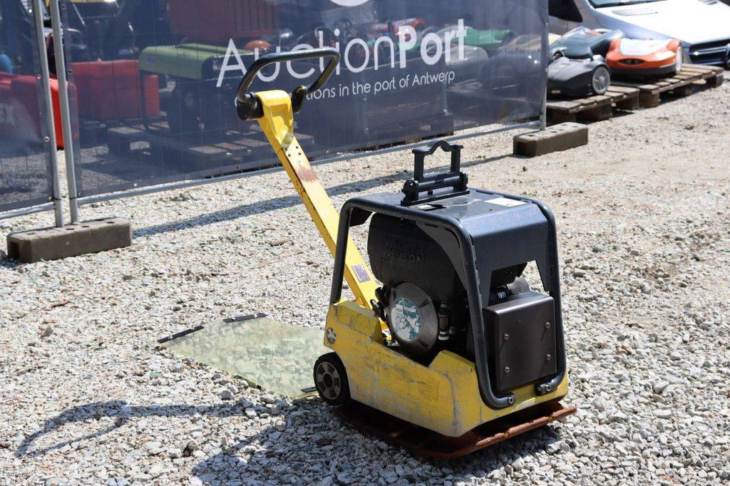 Vibrationsplattenklopfer Neuson DPU3050 Diesel 2015