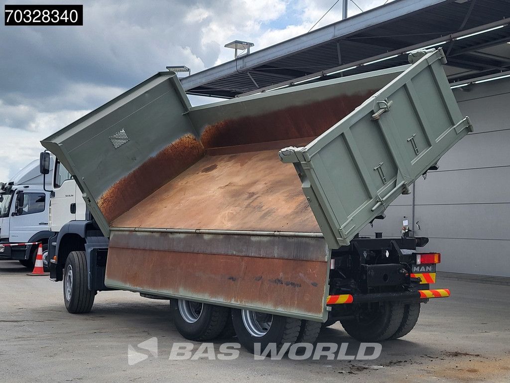 MAN TGA 26.390 6X4 10m3 2-way tipper Steelsuspension Big-Axle Manual Euro 2