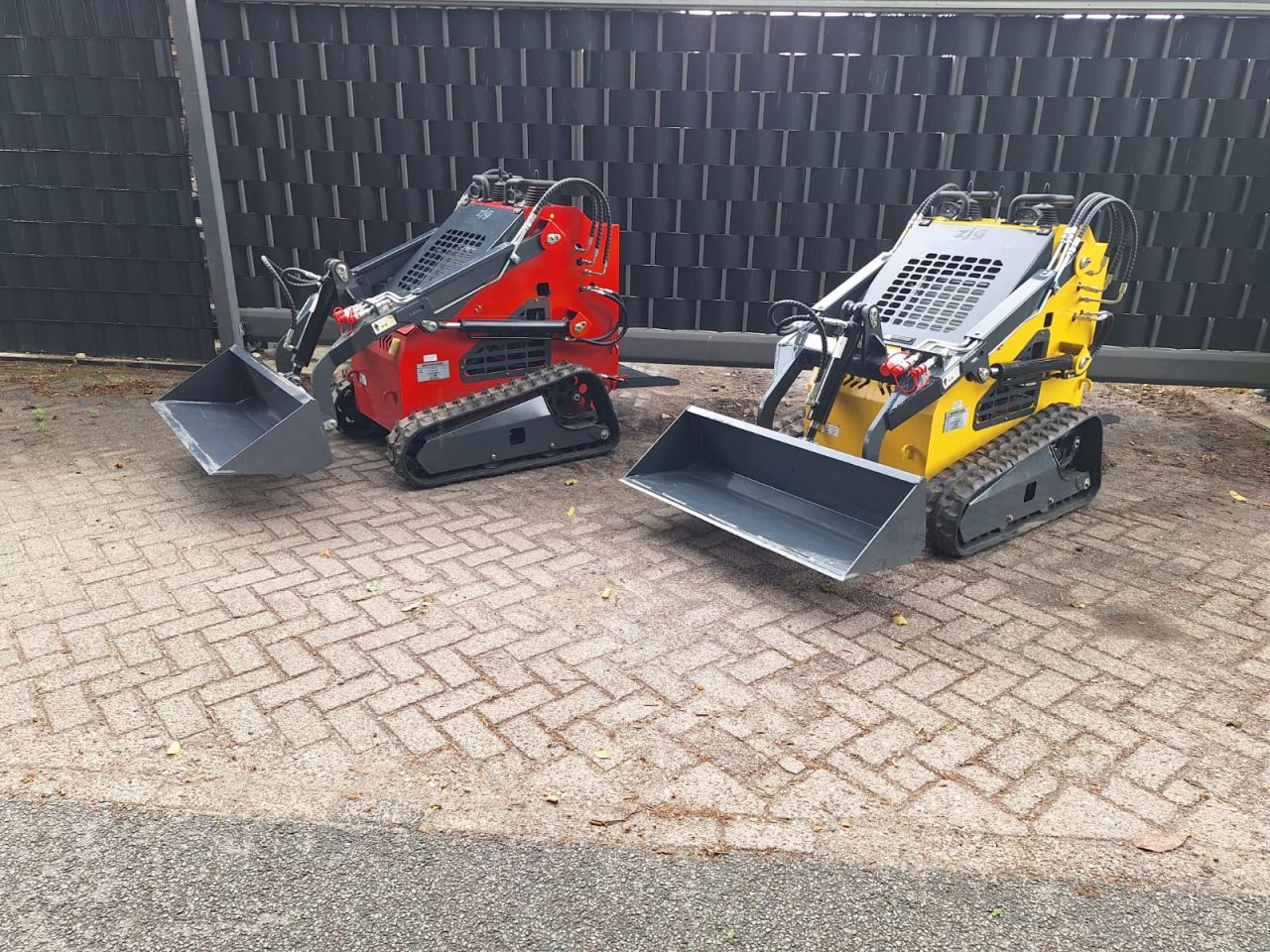 Skidster schranklader minishovel kubota bobcat