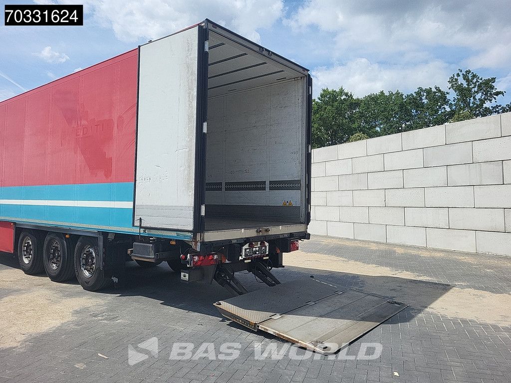 Schmitz SCB*S3B Tailgate Lift Axle 250x270cm
