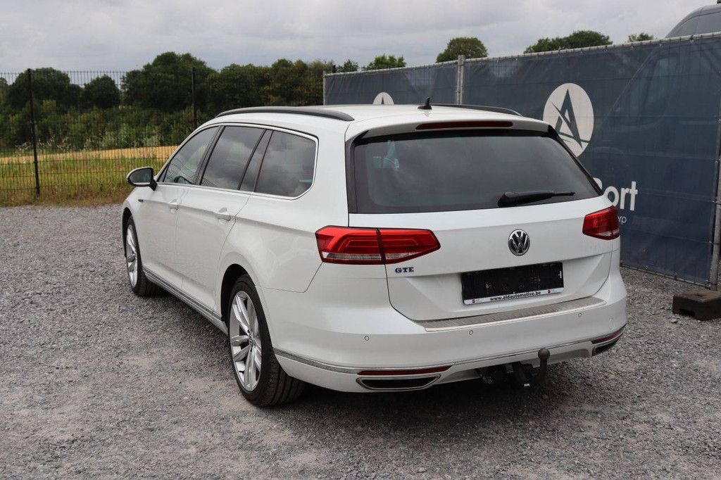 Volkswagen Passat GTE Kombi Elektro+Benzin 156 PS 2017 (Margin)