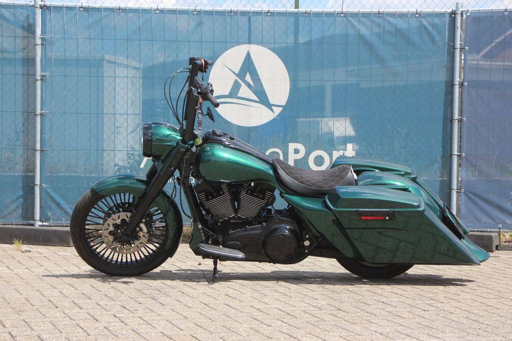 Motorcycle Harley-Davidson Twin Cam Petrol 2007