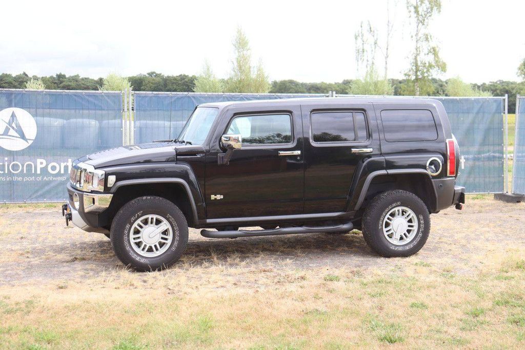 SUV Hummer H3 Petrol 244hp 2008