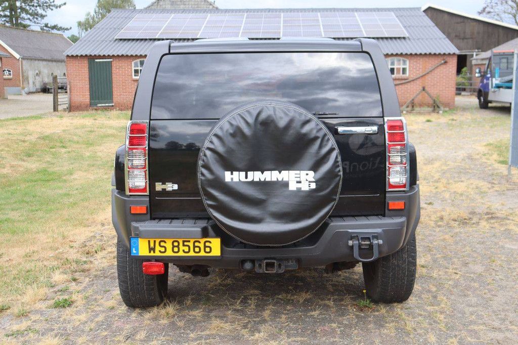 SUV Hummer H3 Petrol 244hp 2008