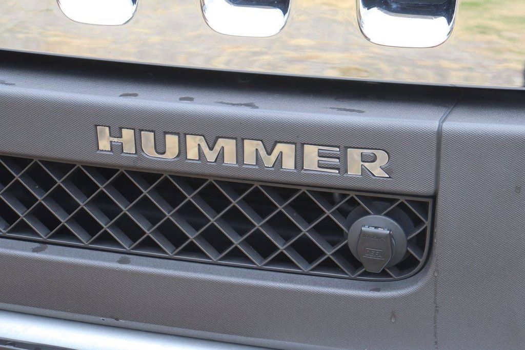 SUV Hummer H3 Petrol 244hp 2008