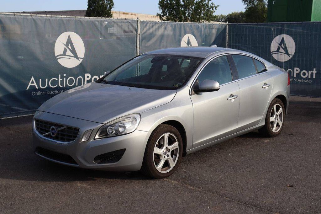 Passenger car Volvo S60 Diesel 115hp 2012 (Margin)