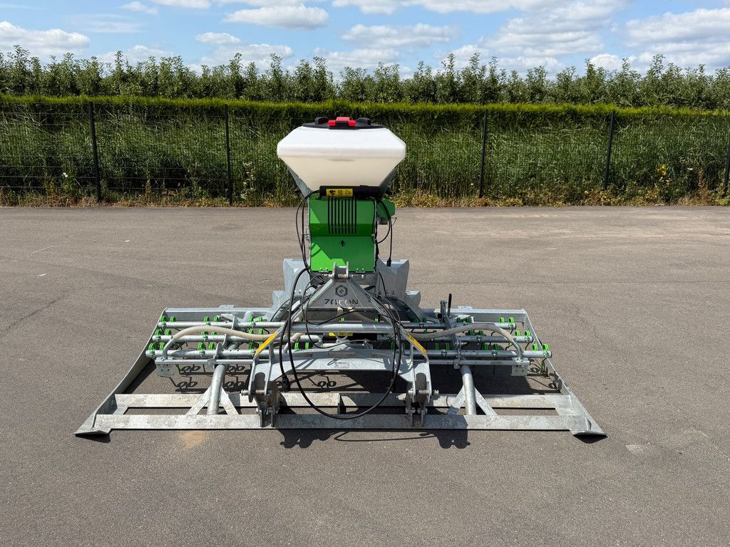 Zocon Greenkeeper 3 mtr met Z150 PROF zaaimachine
