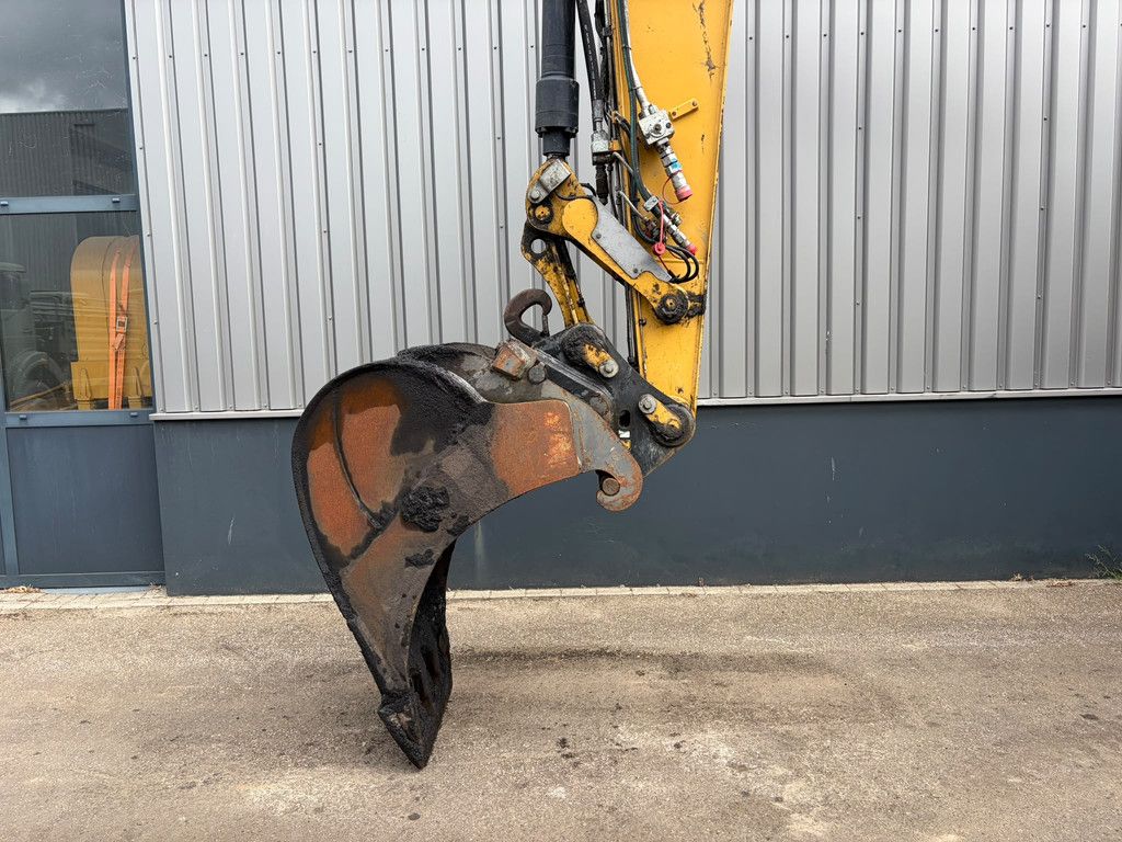 Caterpillar M318F