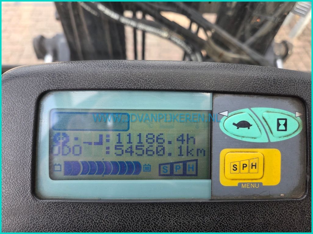 Toyota 7FBMF50 accu95% 2024+cabine+4x hydraulic