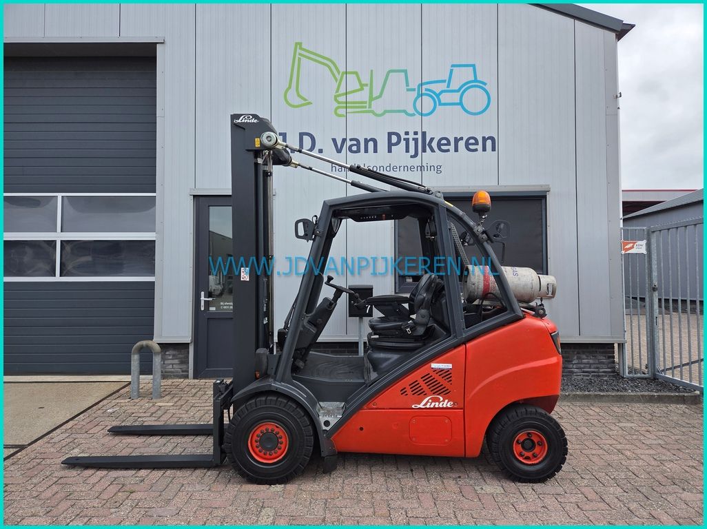 Linde H30T-01 2012 triplex6.45m + freelift + sideshift