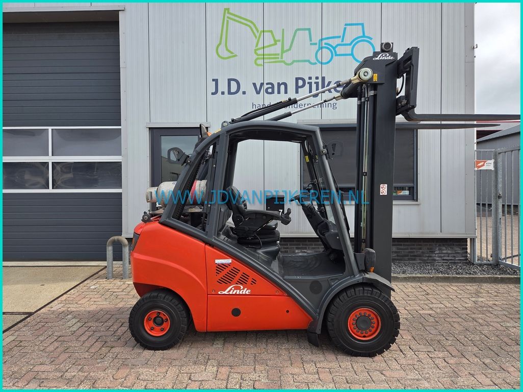 Linde H30T-01 2012 triplex6.45m + freelift + sideshift