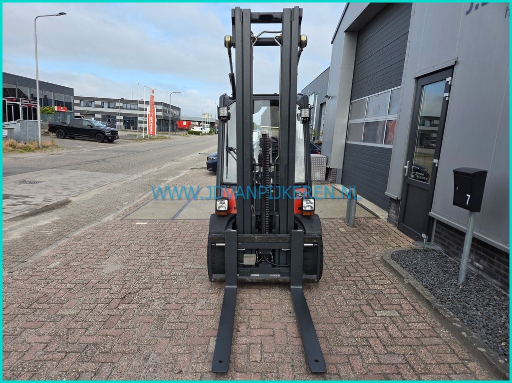 Linde H30T-01 2012 triplex6.45m + freelift + sideshift