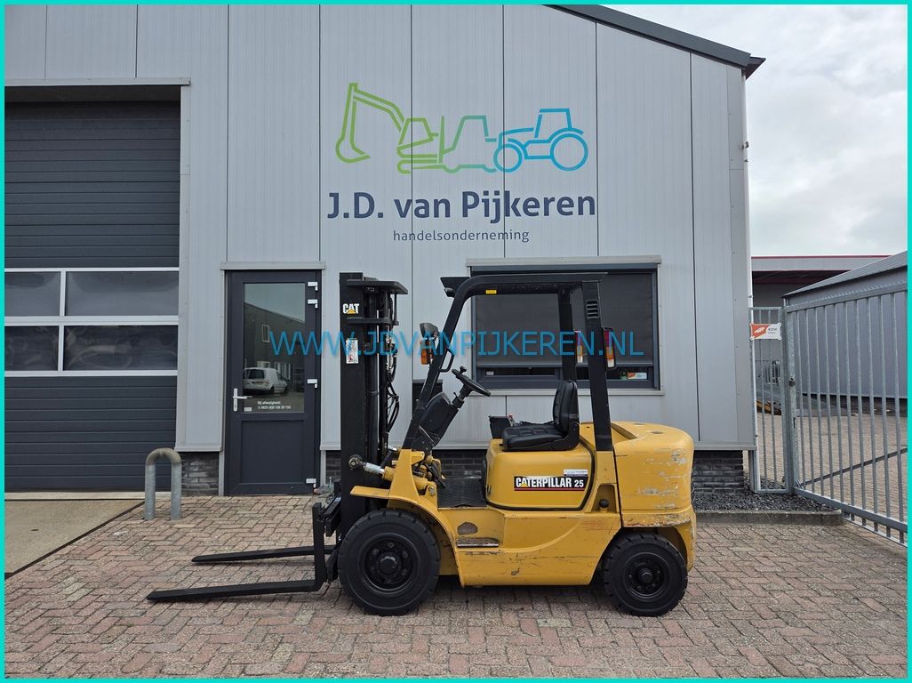 Caterpillar DP25K diesel triplex4.8m+freelift+sideshift