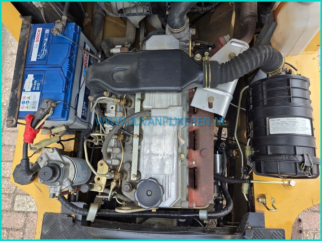 Caterpillar DP25K diesel triplex4.8m+freelift+sideshift