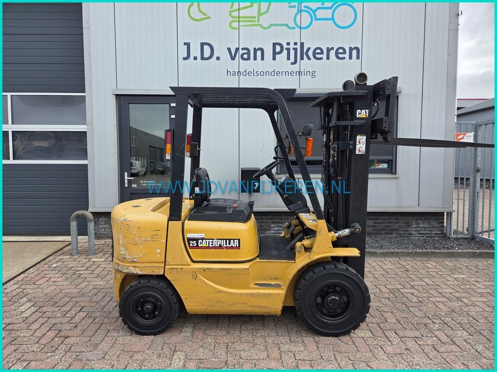 Caterpillar DP25K diesel triplex4.8m+freelift+sideshift