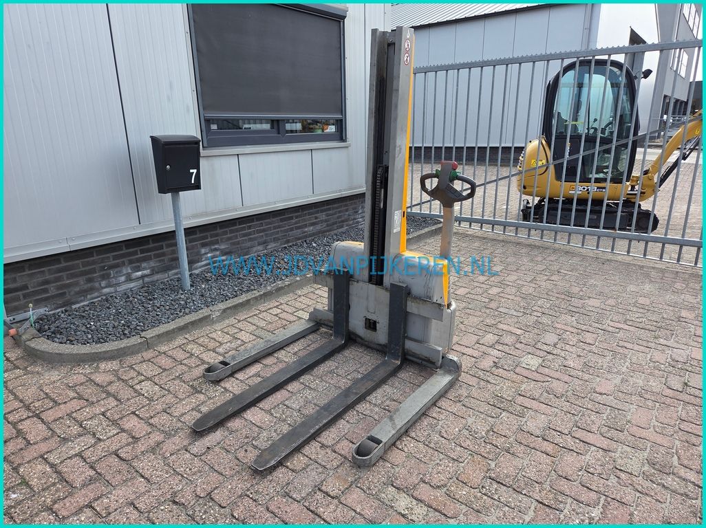 Jungheinrich EMB10 stapelaar 1000kg
