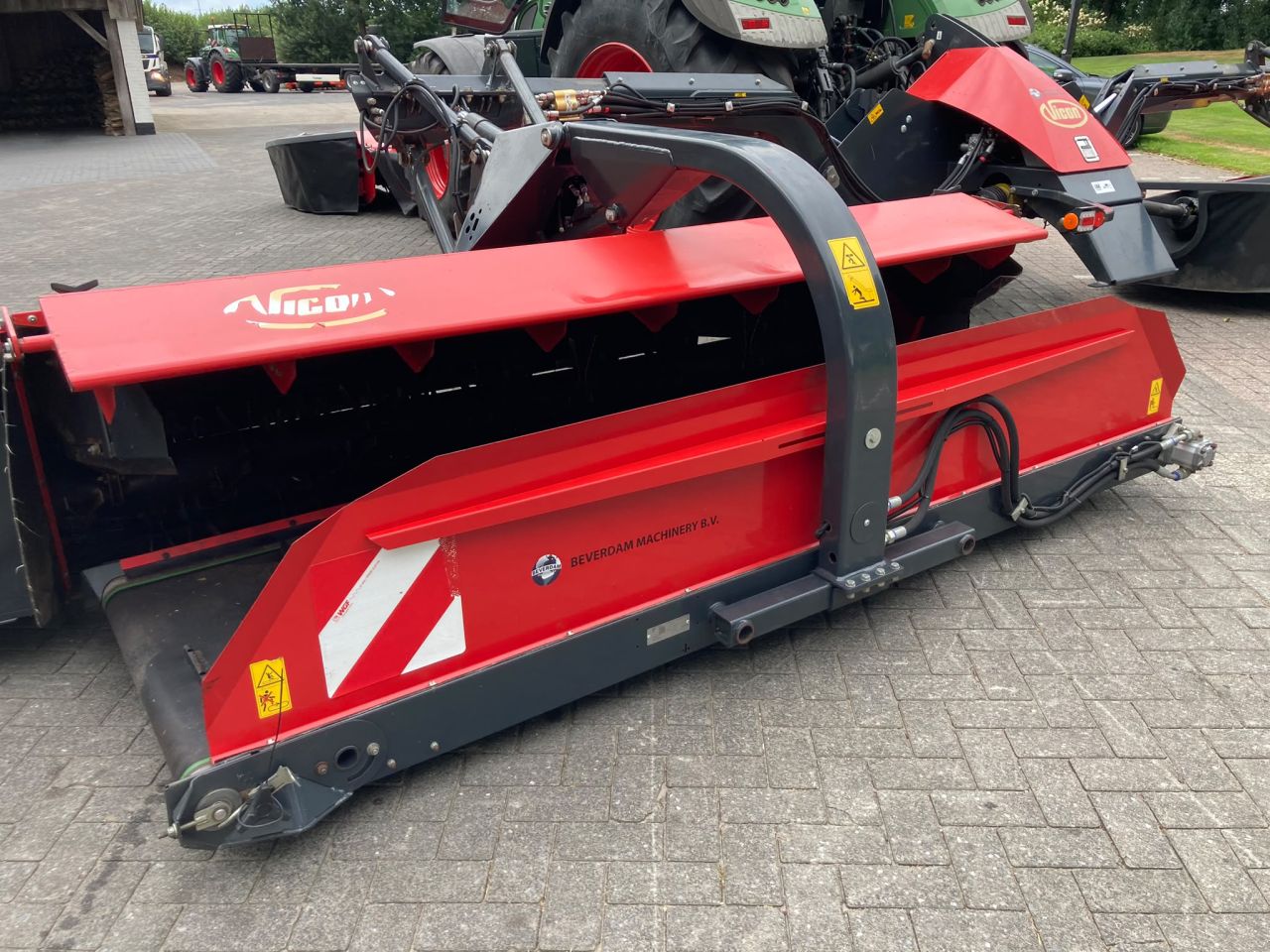 Vicon Extra 7100 T + Extra 732 FT