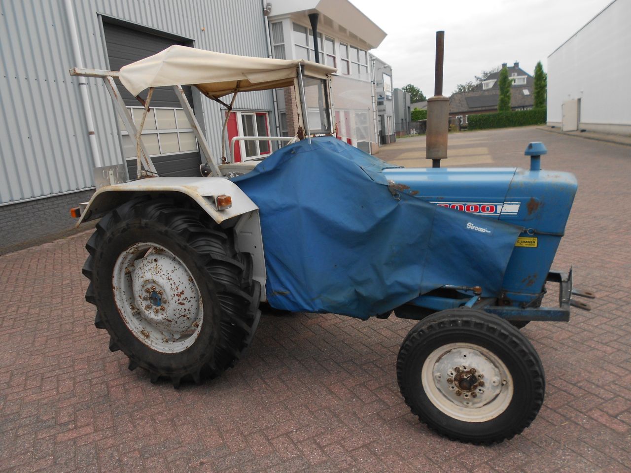 Ford 2000