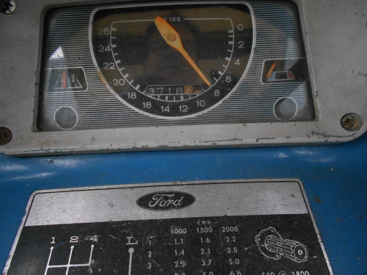 Ford 2000