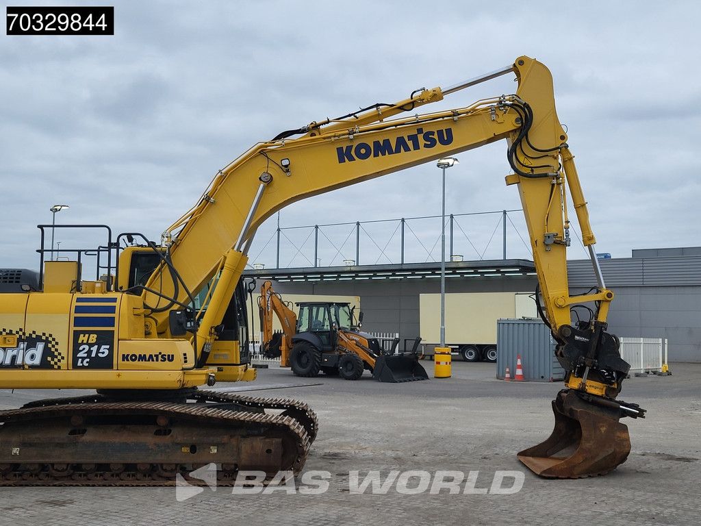 Komatsu HB215 LC -2