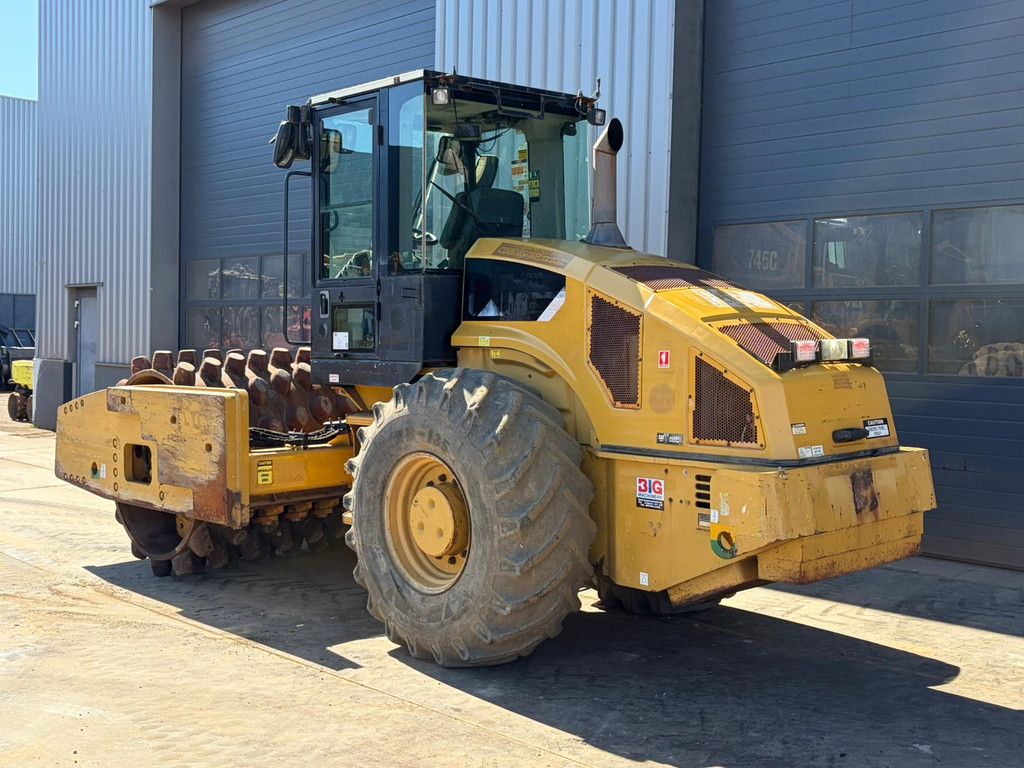 Caterpillar CP76