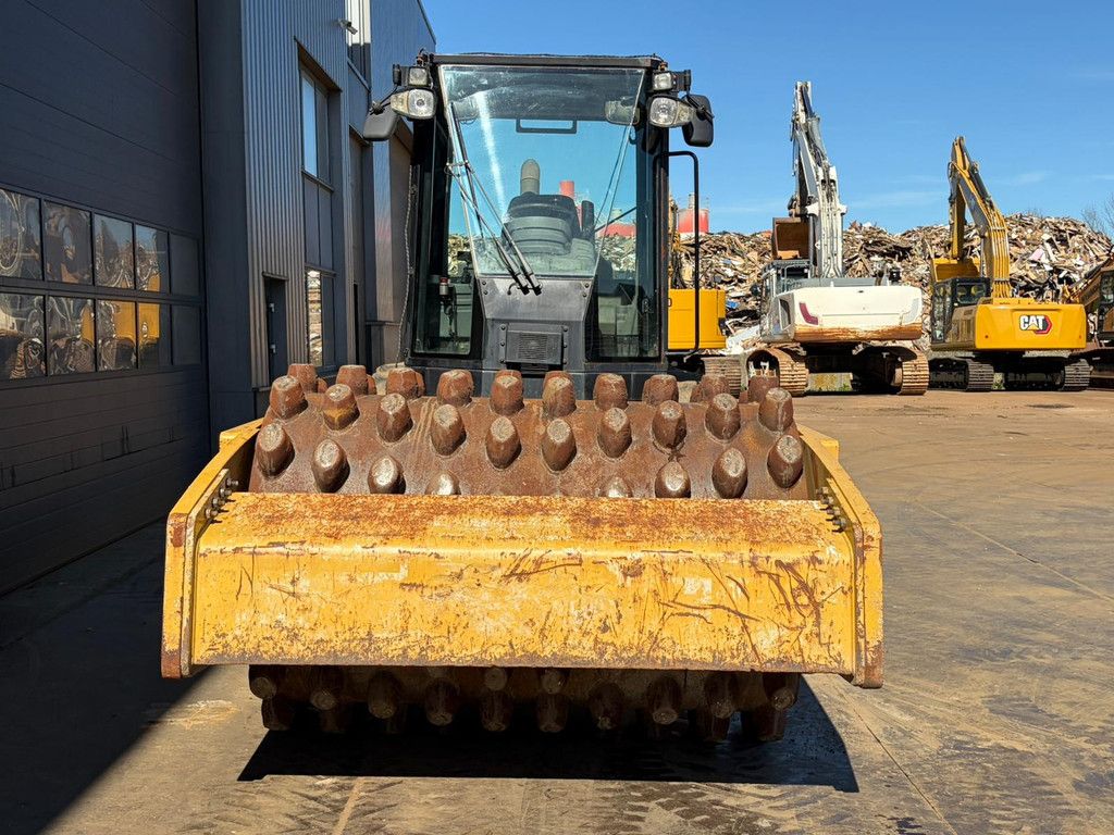 Caterpillar CP76