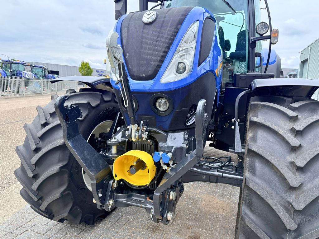 New Holland T7.165S Range Command