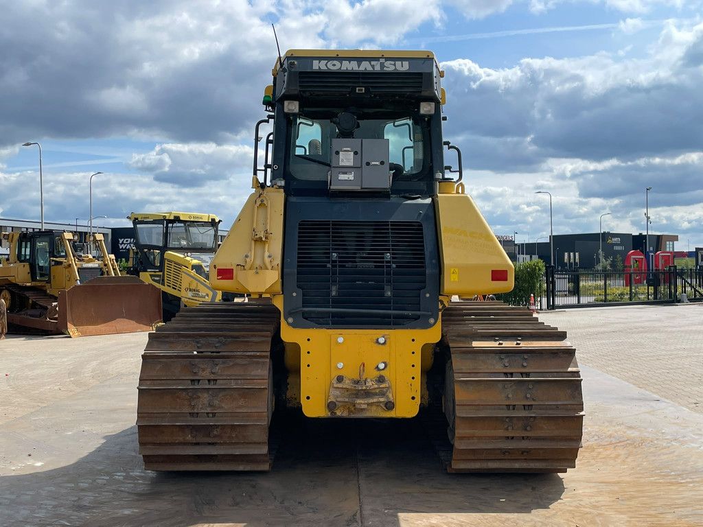 Komatsu D61PXi-24