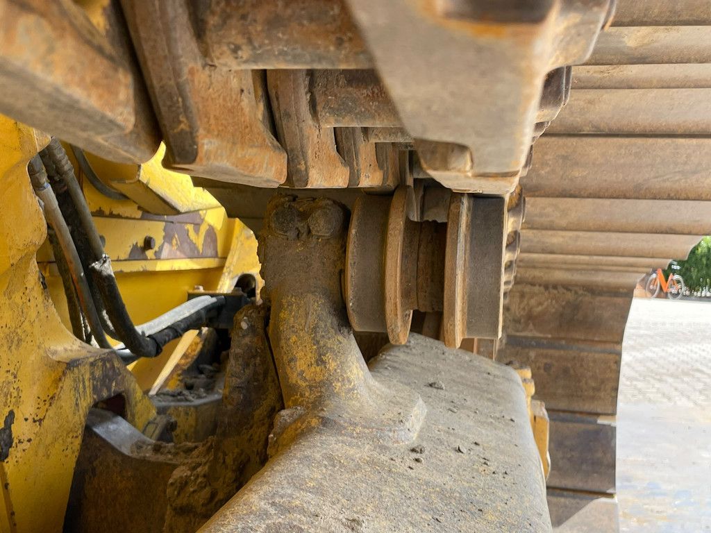 Komatsu D61PXi-24
