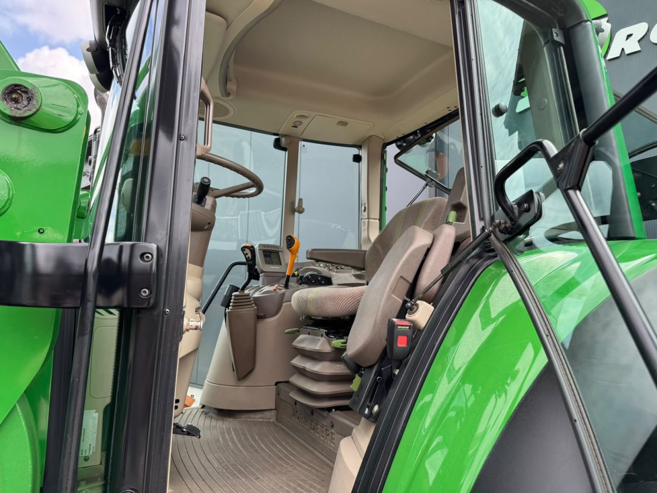 John Deere 6830 Premium AQ
