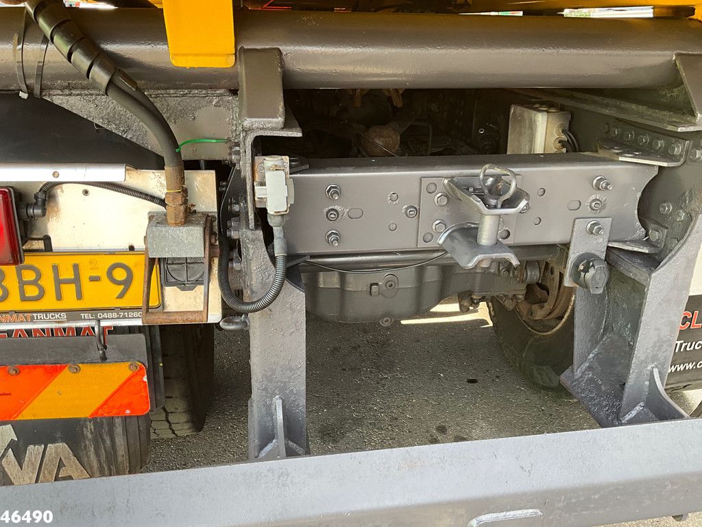Volvo FMX 410 6x6 Full Steel Manual HMF 14 Tonmeter laadkraan