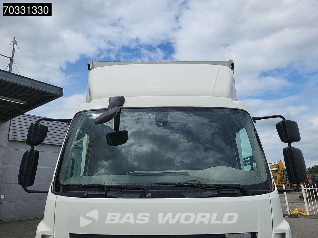 DAF LF 260 4X2 19tonner curtainsides 2000kg Ladebordwand Automatic ACC Euro 6