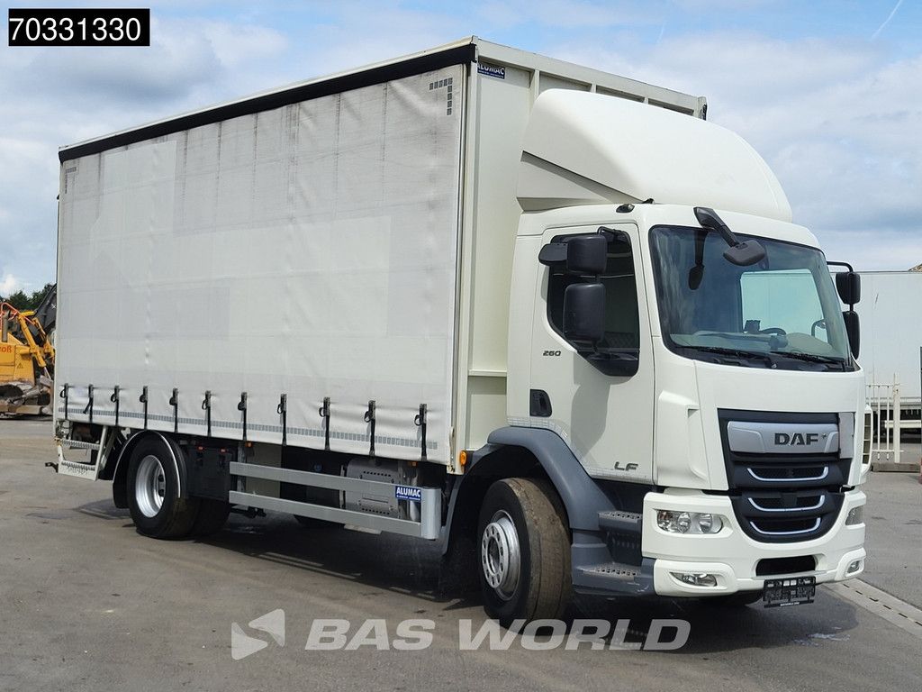 DAF LF 260 4X2 19tonner curtainsides 2000kg Ladebordwand Automatic ACC Euro 6