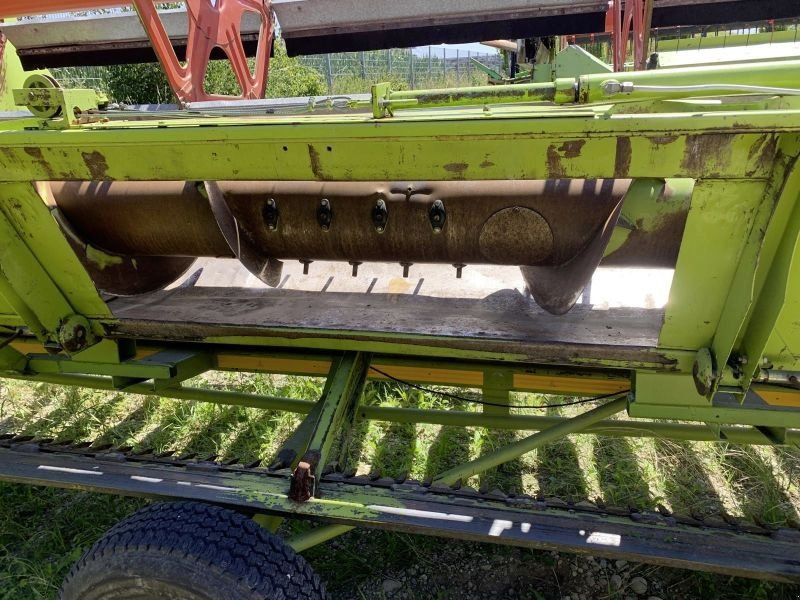 Claas 450 SONNENBLUMENSCHNEIDWERK