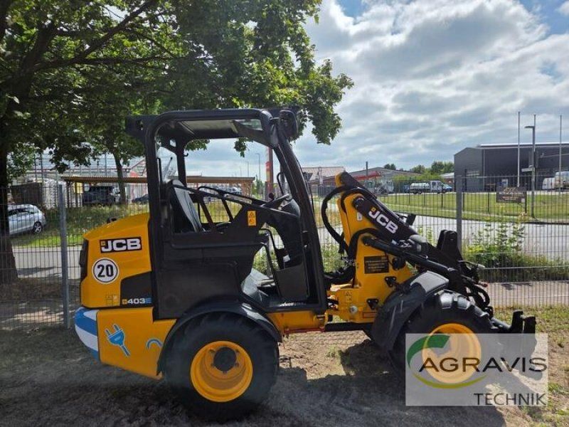 JCB 403 E