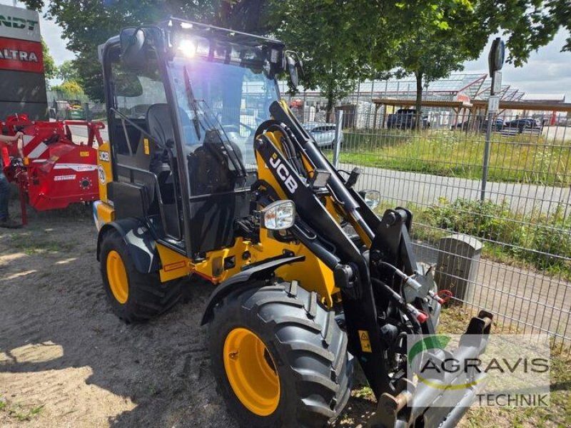 JCB 403 E