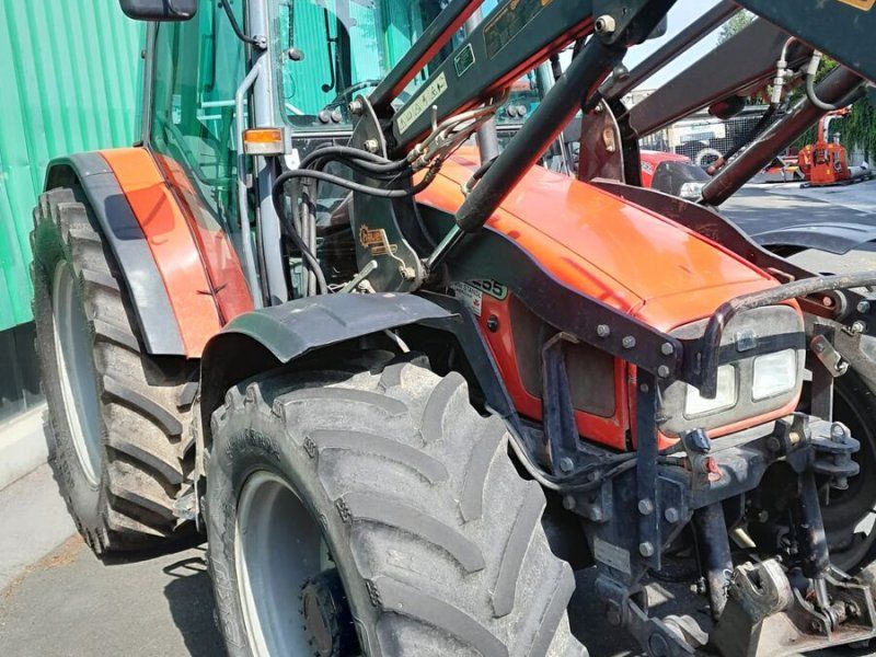Massey Ferguson 4255