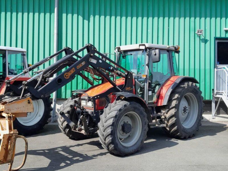 Massey Ferguson 4255