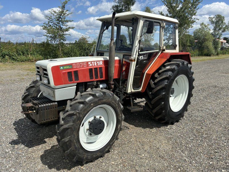 Steyr 8075