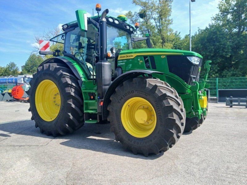 John Deere ALLRAD 6R215