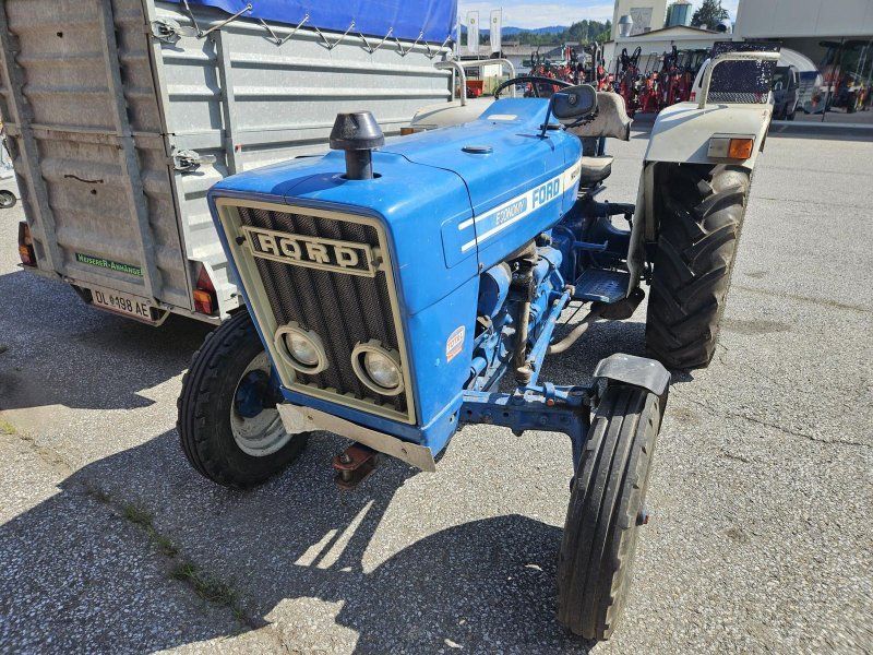 Ford 2600