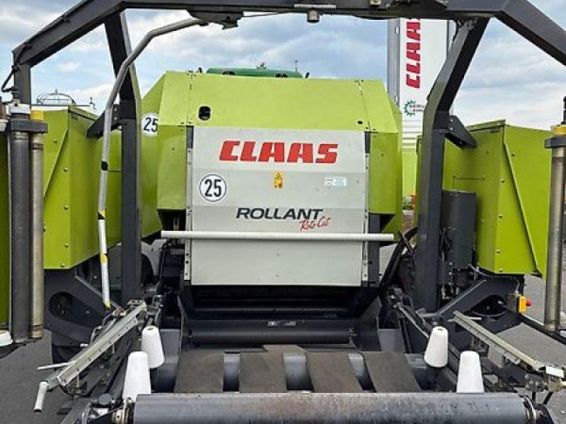 Claas Rollant 355 RC UNIWRAP MPS nur rund 23.000 Ballen