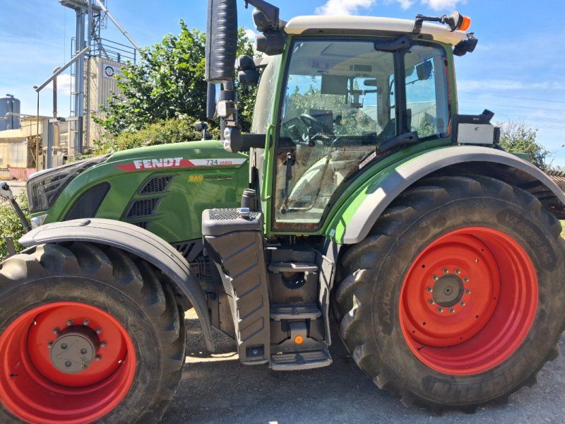 Fendt 724 Vario Gen6 Profi+