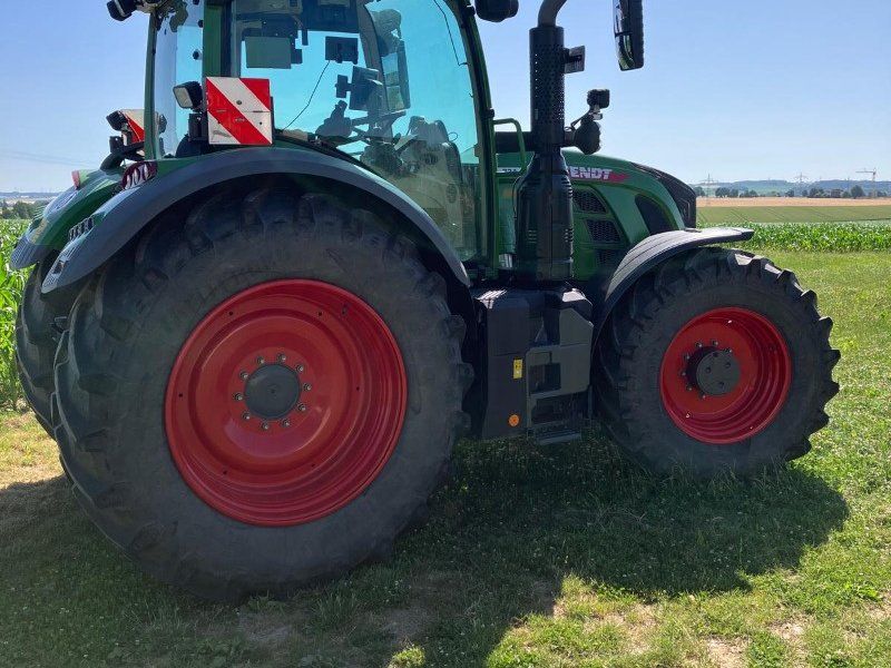 Fendt 724 Vario Gen6 Profi+
