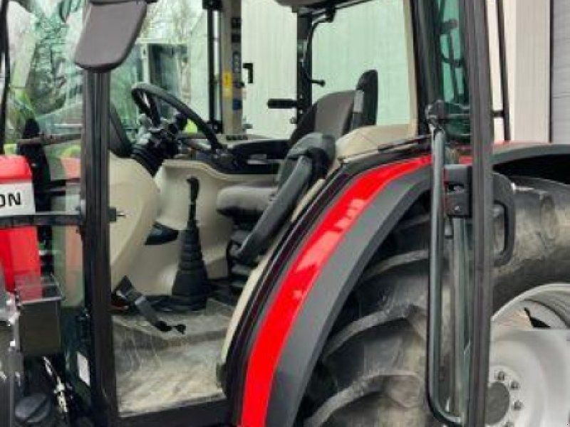 Massey Ferguson 4708 M MIT FRONTLADER