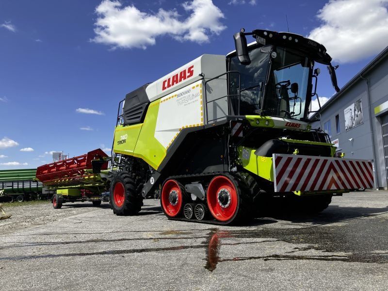 Claas TRION 740 TT MIT V 770