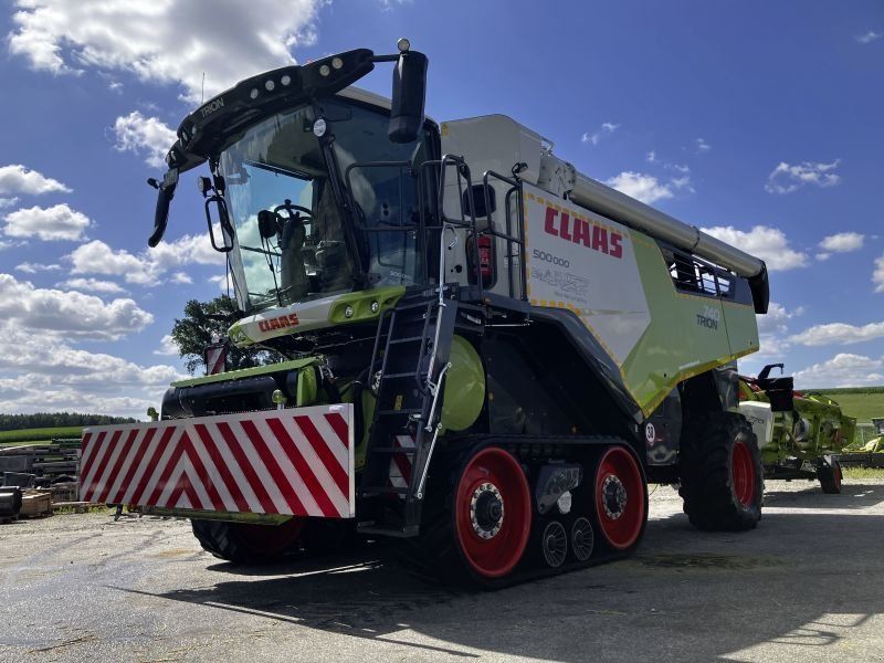 Claas TRION 740 TT MIT V 770