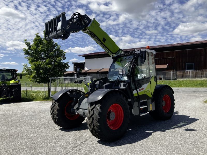 Claas SCORPION 742 VARIPOWER
