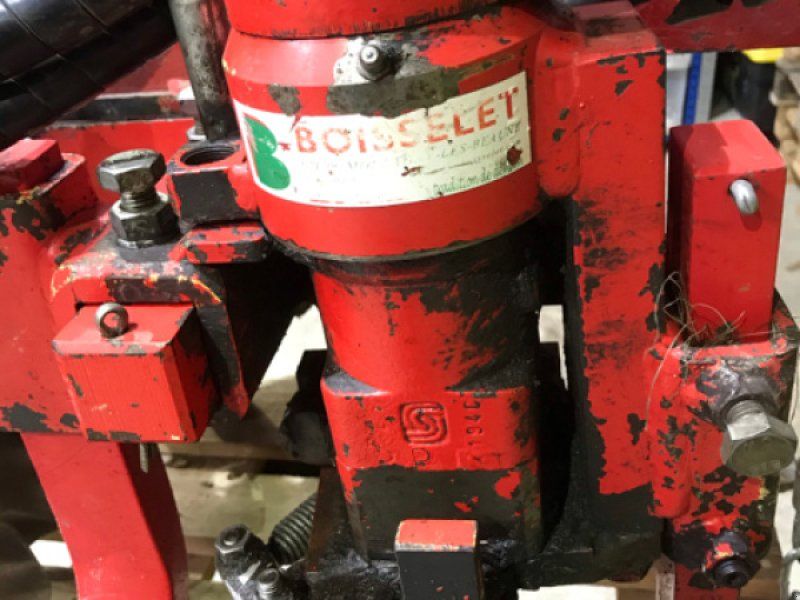 315